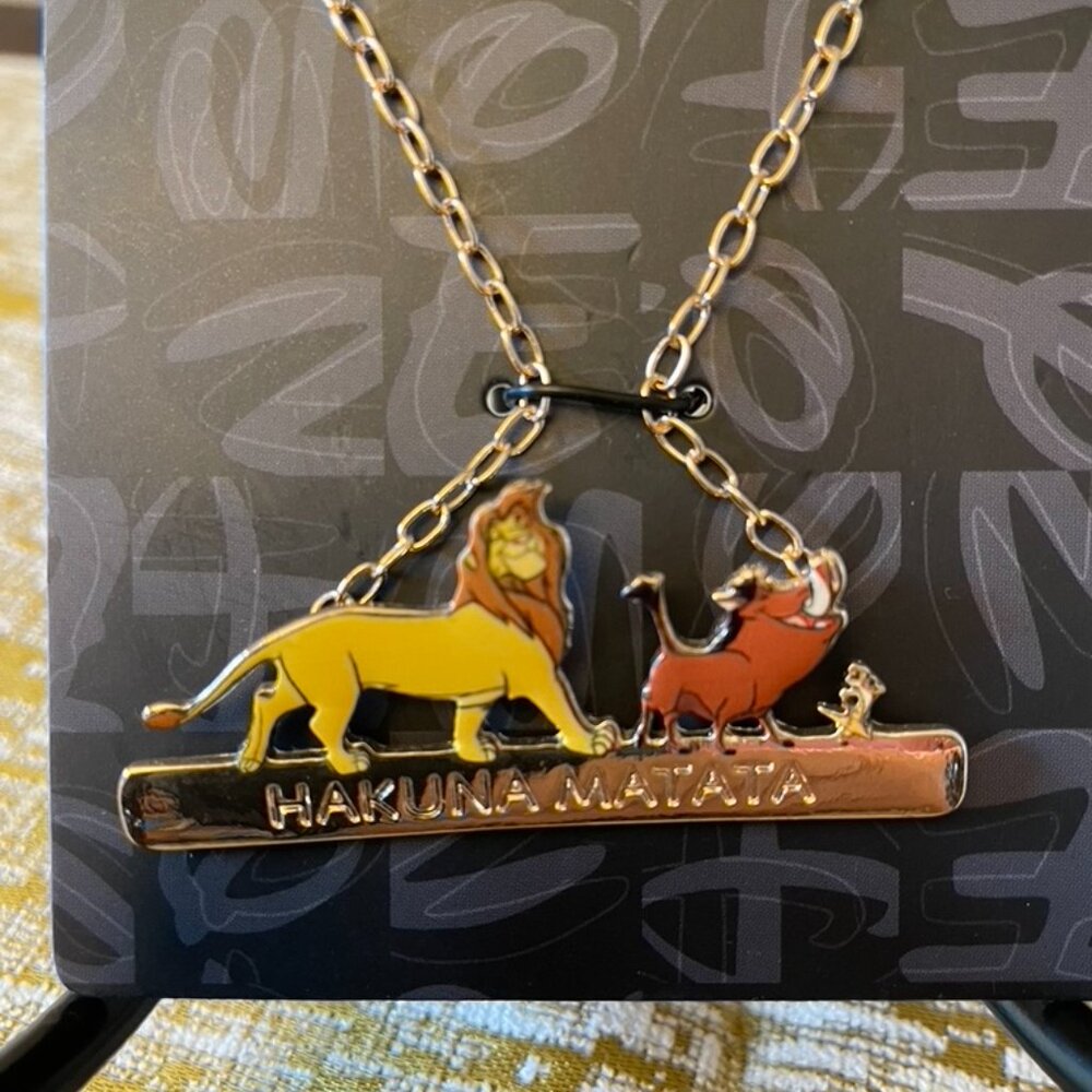 Disney The Lion King Characters Hakuna Matata Bar Necklace - Picture 4 of 7
